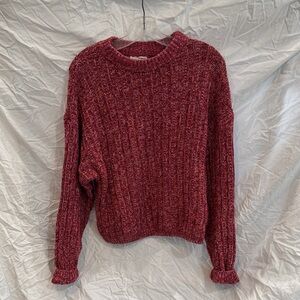 Universal Thread Burgundy Crew Neck Sweater